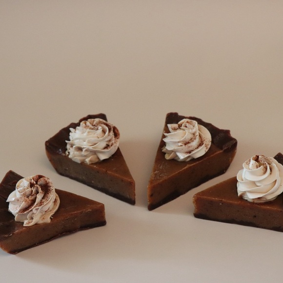 "Spice Pie" Pumpkin Pie Artisan Soap Bar - Picture 8 of 10